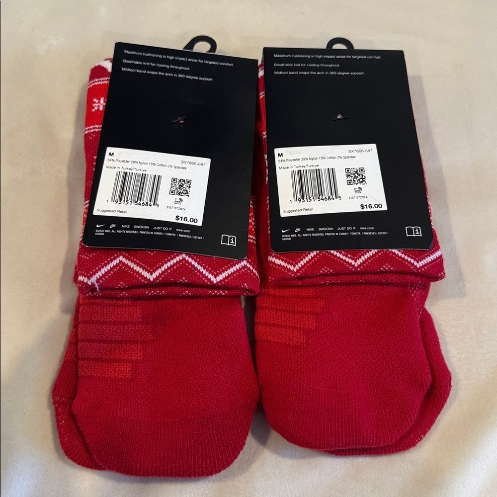 Brand new! Nike Elite Red and Gold Basketball Socks, sz 5-7y - Picture 3 of 5